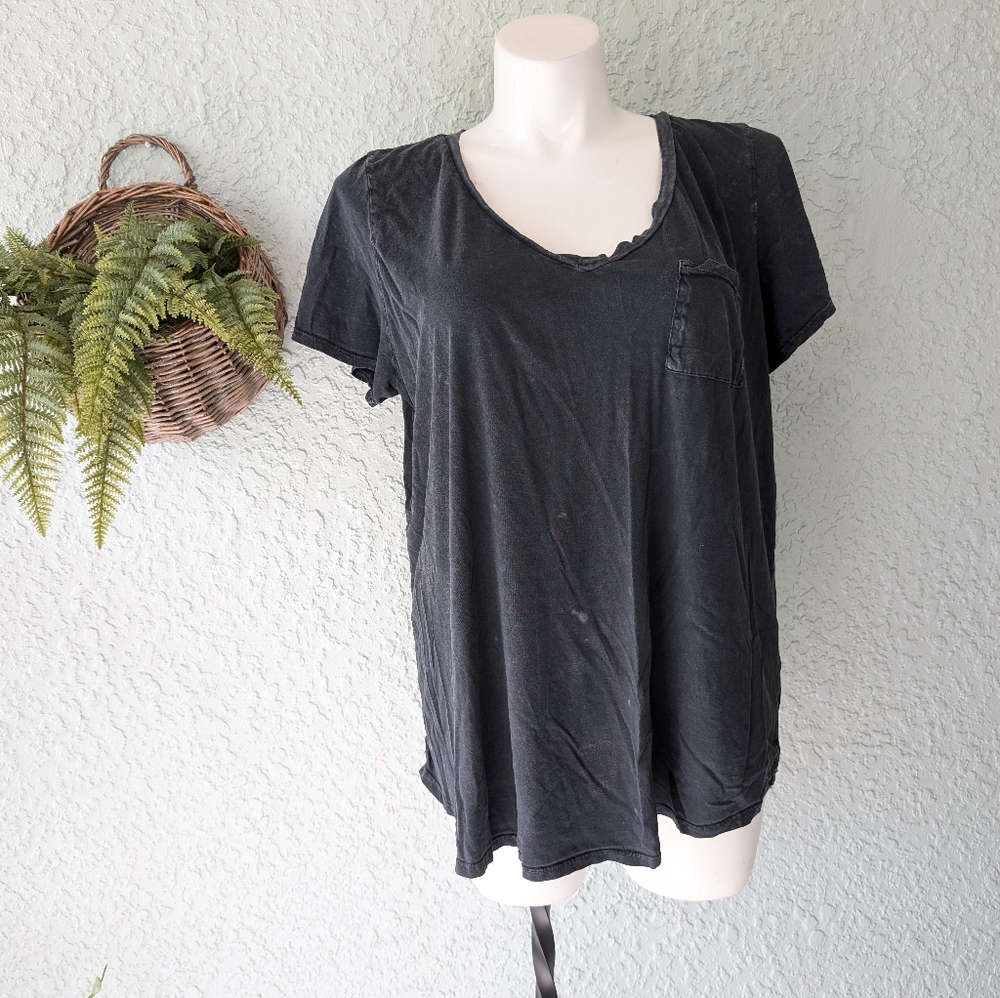 Torrid v neck gray‎ distressed shirt